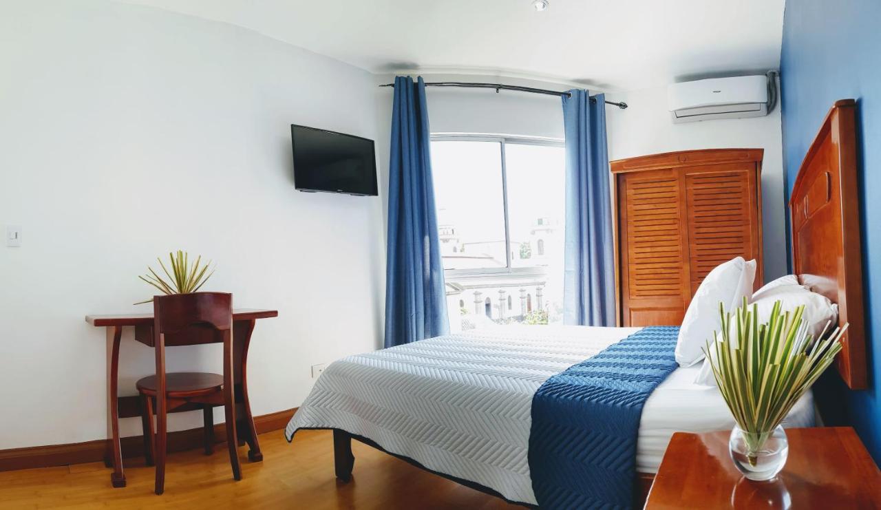 Park View - Airport & City Hotel ألاخويلا المظهر الخارجي الصورة