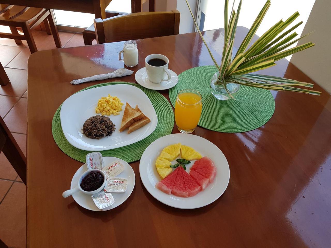 Park View - Airport & City Hotel ألاخويلا المظهر الخارجي الصورة