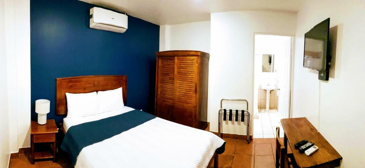 Park View - Airport & City Hotel ألاخويلا المظهر الخارجي الصورة